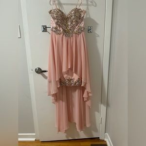 brand new prom dress worn once. Colour is pink with. Size can fit 2-4-6US.